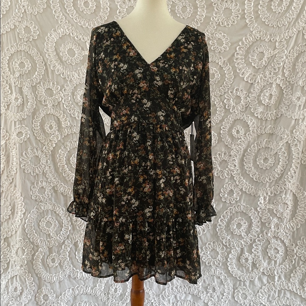 Dex Black Floral Dress Sheer long sleeve Elastic waist V-neck